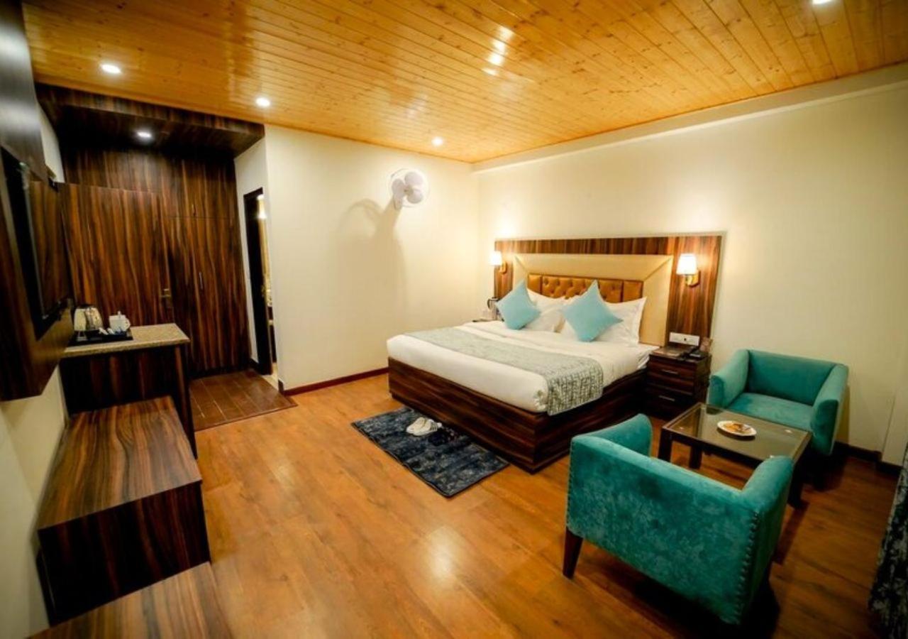 Hotel Simsa Heights Manali Extérieur photo